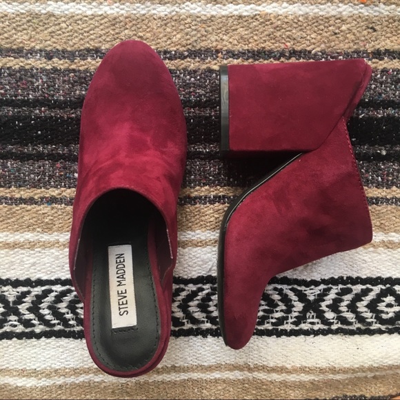 Steve Madden Shoes - Steve Madden chunky heeled mules!